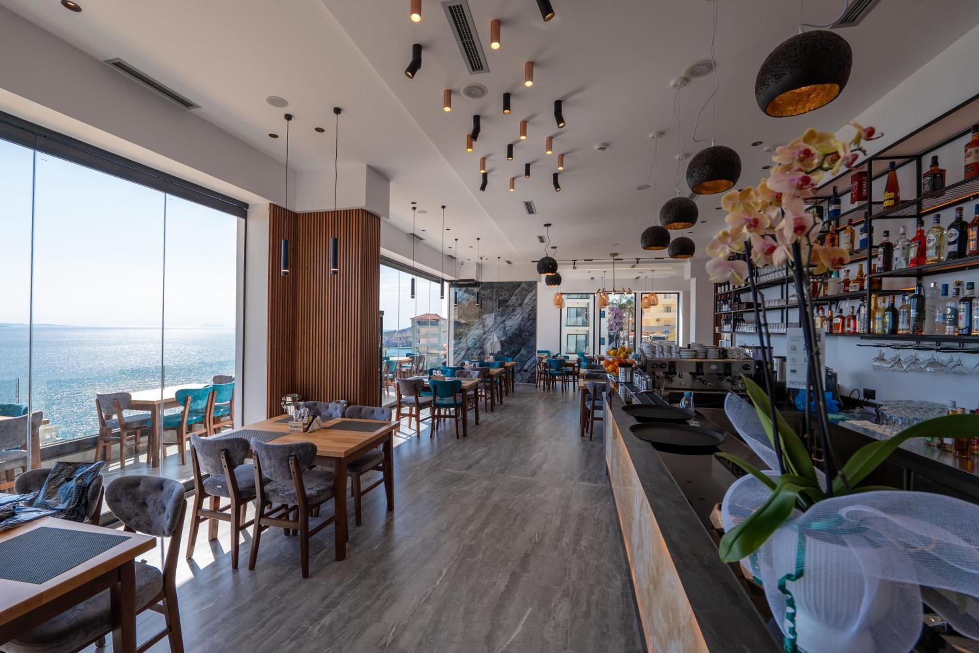 Litan Hotel Sarande Exterior photo