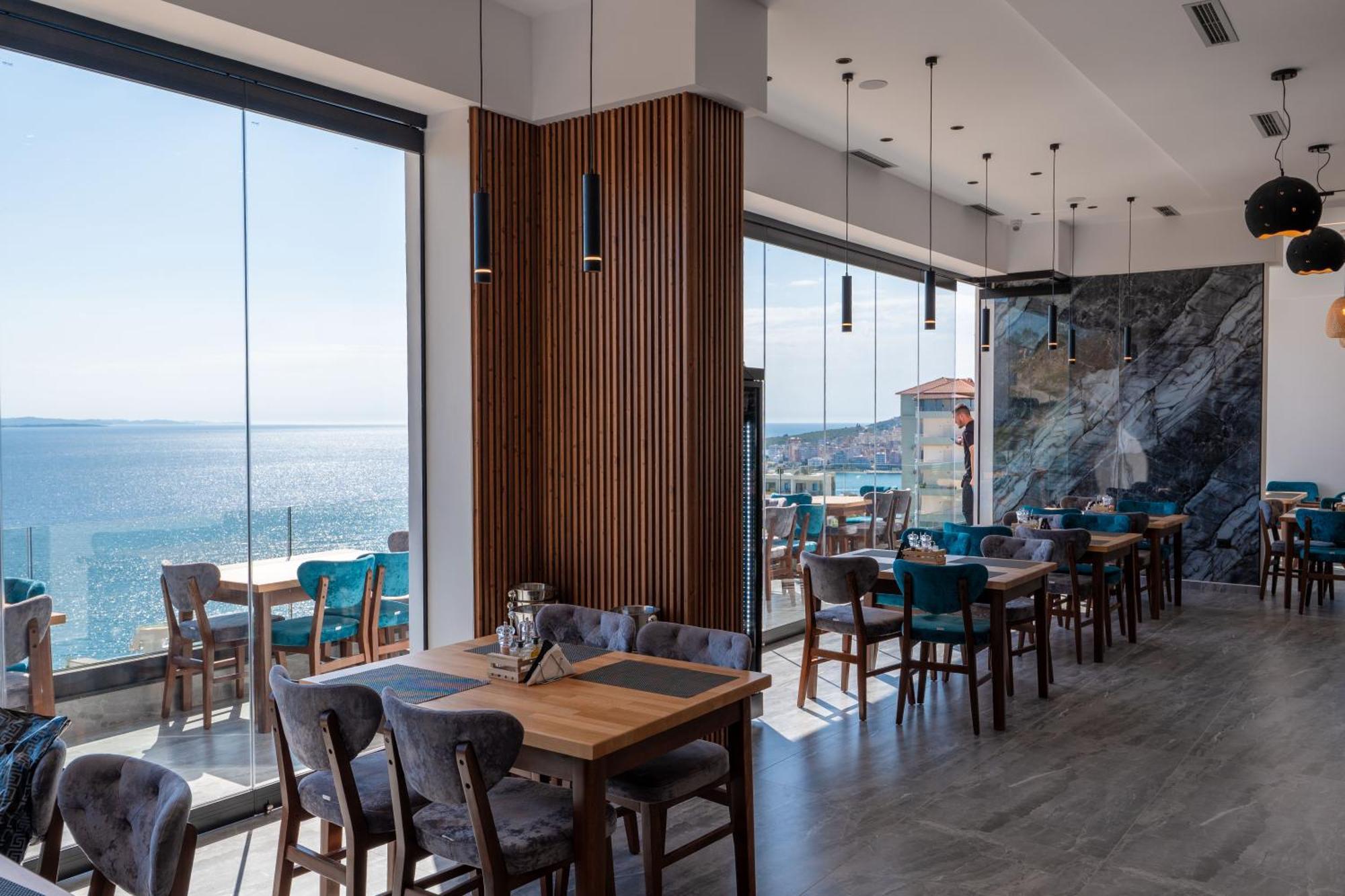 Litan Hotel Sarande Exterior photo