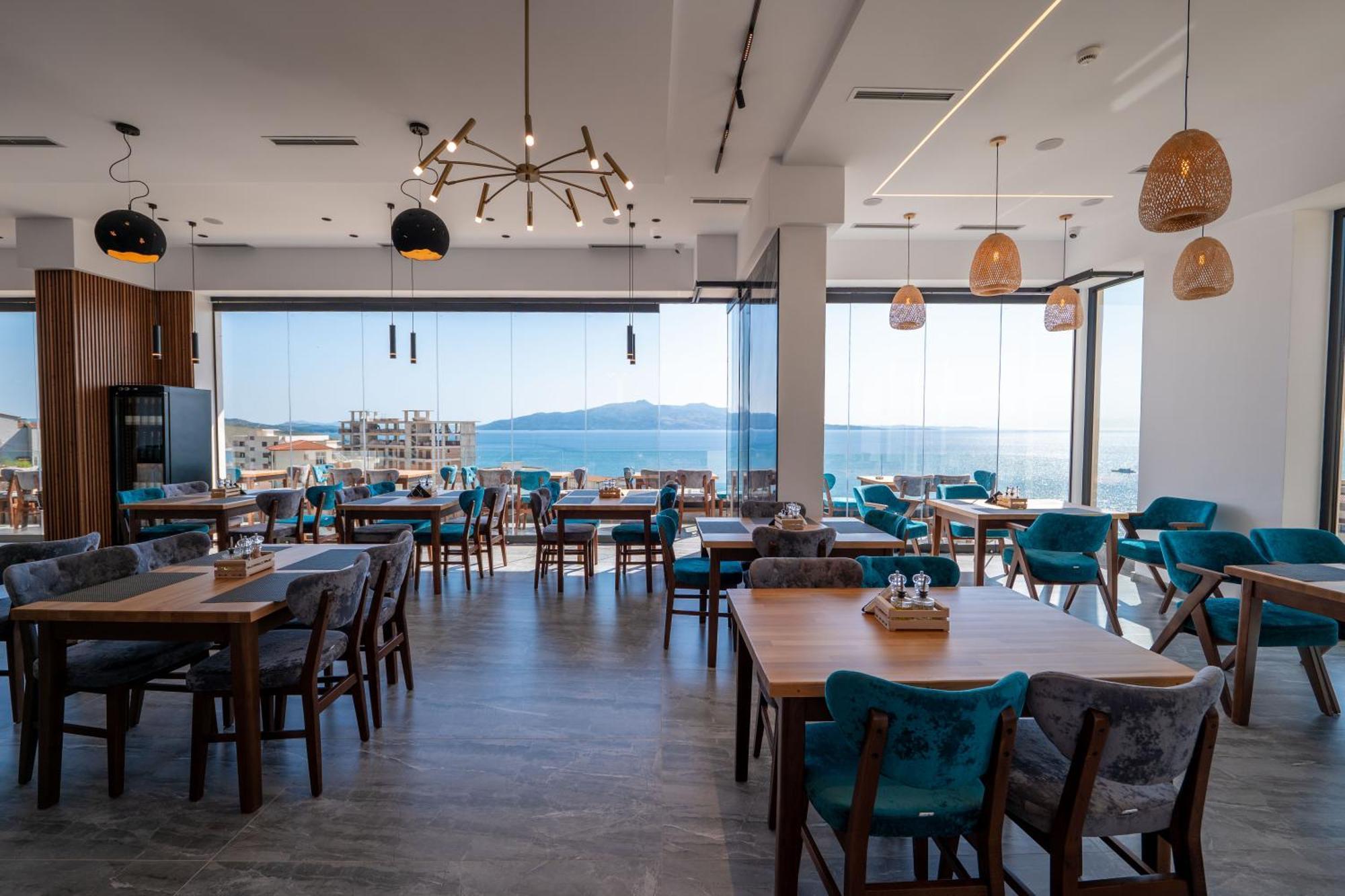 Litan Hotel Sarande Exterior photo