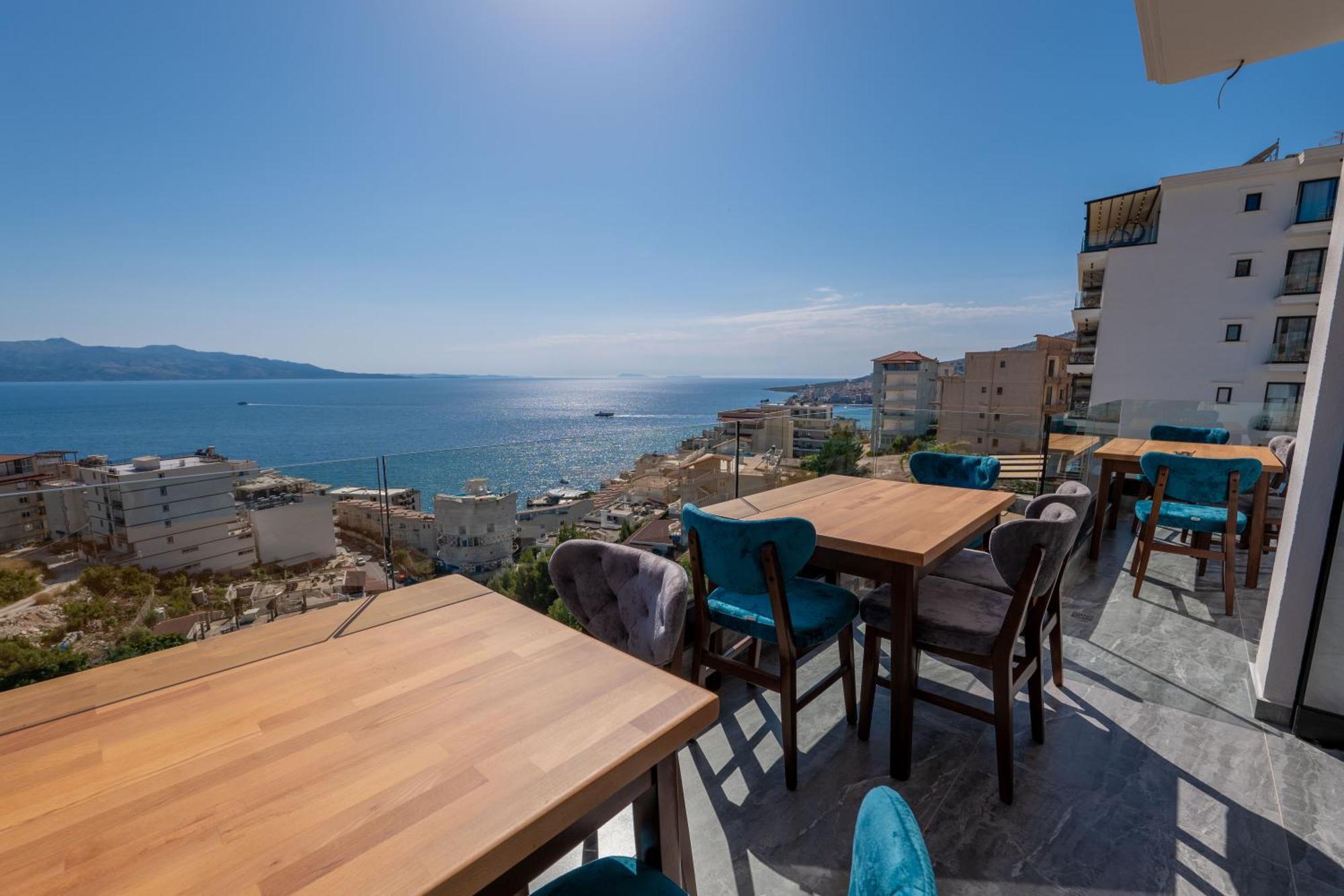 Litan Hotel Sarande Exterior photo