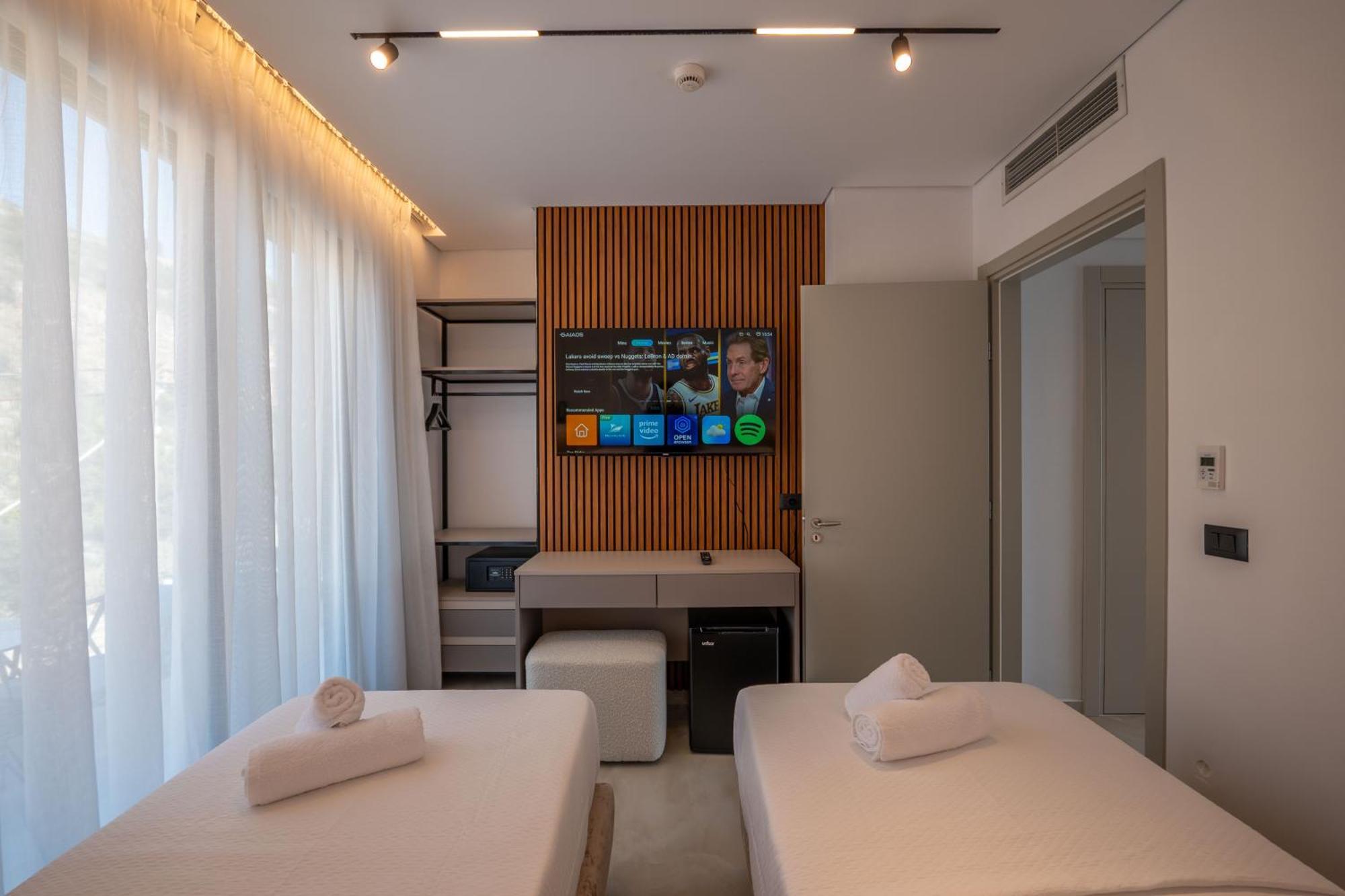 Litan Hotel Sarande Exterior photo